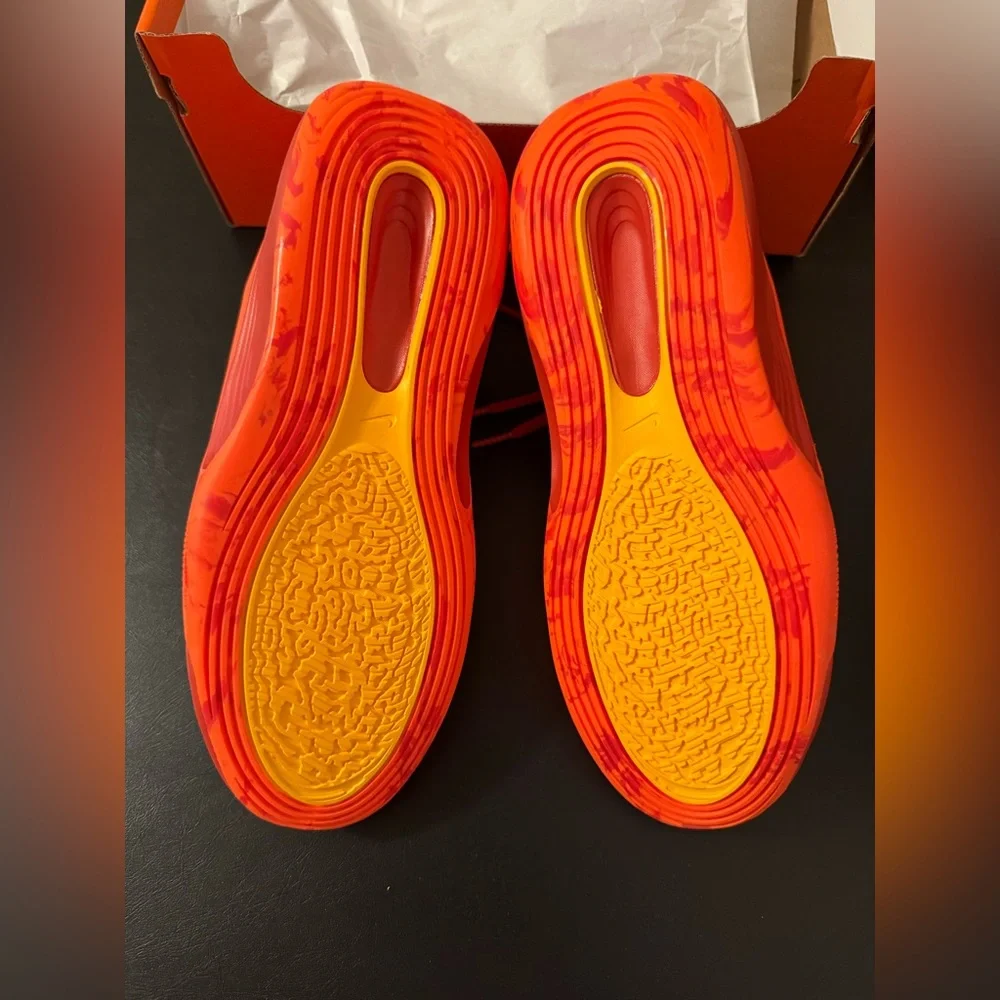 Nike Boy’s Isofly Basketball Sneaker in Orange| Size: 7